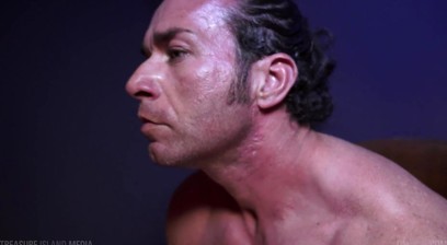 Mucsle Daddy Jerking off