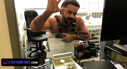 Two Muscular Coworkers Are Stuck In The Office During Lockdown And Find A Distraction From Boredom