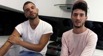 Aussie Massive Uncut Cock Goes Deep Into Backpacking Brit Long and Hard Till He Cums