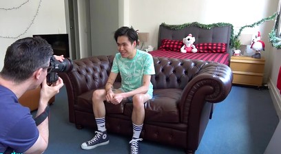 Getting horny boy Andrew Tran off