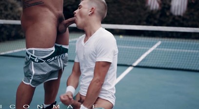 Draven Navarro Fucks Andy Taylor, his Tennis Instructor