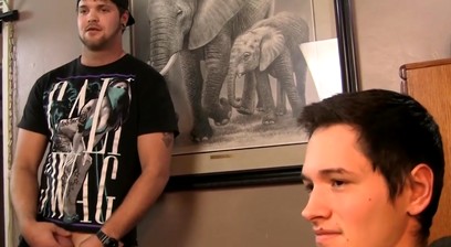 Young twink jerks off his dick and cums while watching porn