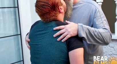 BEARFILMS Fat Bear Tony Marks Sucked By Gay Alezgi Cage