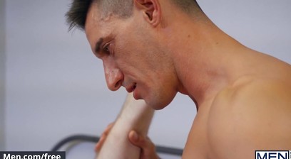 Ripped Dude Jax Thirio Shove his Raw Hard Cock up in Thrax Tight Ass