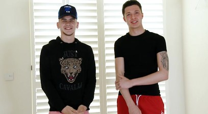 Young Straight Lad Marco Braid's 1st Ever Man Suck & it's Dominic's Huge Uncut Cock he Blows!