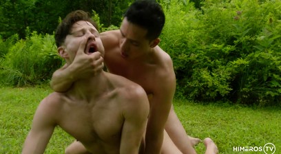 Sweaty Hunks Fuck & Piss Outdoors