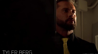 COME RIGHT IN AND PLAY