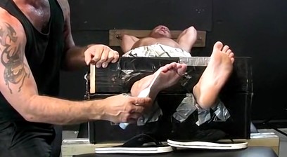 Hot hunk Dirk tickled
