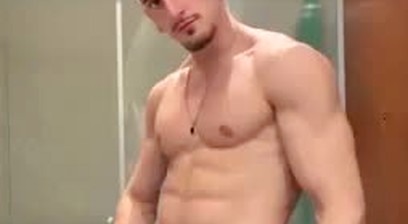 Thick cock cums